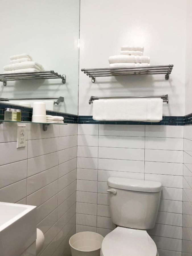 Single Twin Room